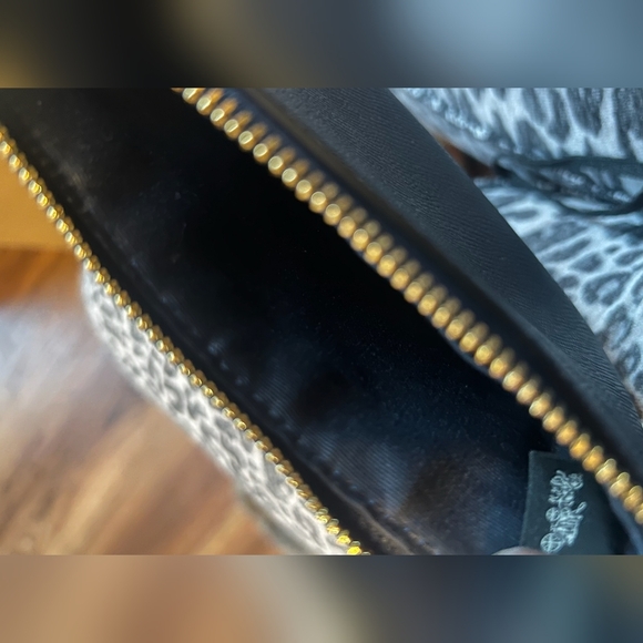 Coach Women's Small Corner Zip Crossgrain Leather Wristlet (Navy) - Picture 3 of 3